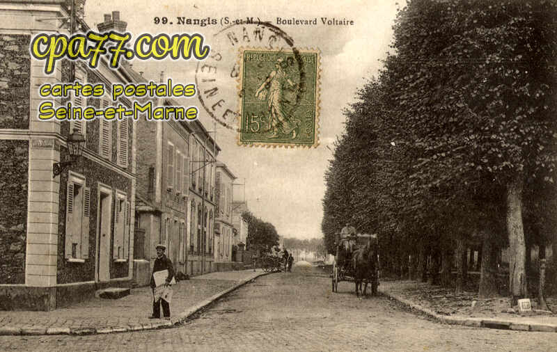 Nangis (Seine-et-Marne) - Boulevard Voltaire