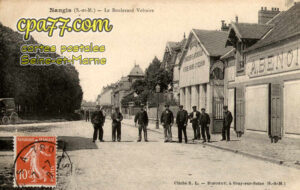 Nangis (Seine-et-Marne) - Le Boulevard Voltaire