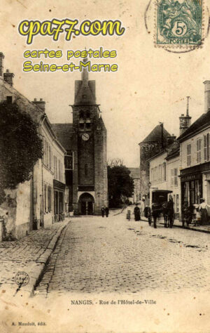 Nangis (Seine-et-Marne) - Rue de l&rsquo;Hôtel-de-Ville