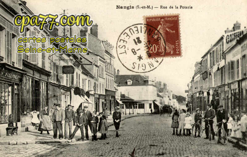 Nangis (Seine-et-Marne) - Rue de la Poterie 13