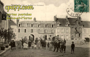 Nangis (Seine-et-Marne) - La Place du Commerce