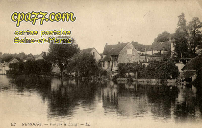 Nemours (Seine-et-Marne) - Vue sur le Loing