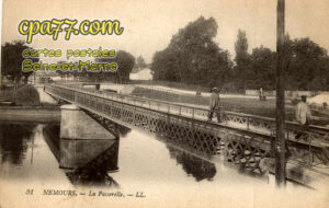 Nemours (Seine-et-Marne) - La Passerelle