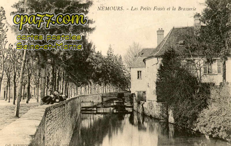 Nemours (Seine-et-Marne) - Les Petits-Fossés et la Brasserie