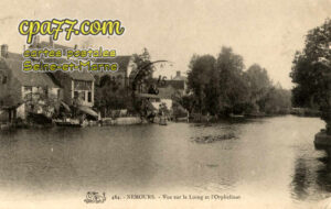 Nemours (Seine-et-Marne) - Vue sur le Loing et l&rsquo;Orphelinat