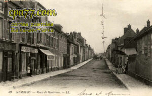 Nemours (Seine-et-Marne) - Route de Montereau
