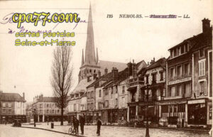 Nemours (Seine-et-Marne) - Place de la République