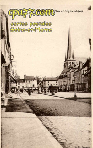 Nemours (Seine-et-Marne) - La Place et l&rsquo;Eglise St-Jean