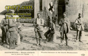 Chauconin Neufmontiers (Seine-et-Marne) - Blessés allemands sur la place de l’église