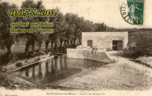 Chauconin Neufmontiers (Seine-et-Marne) - Lavoir et Abreuvoir