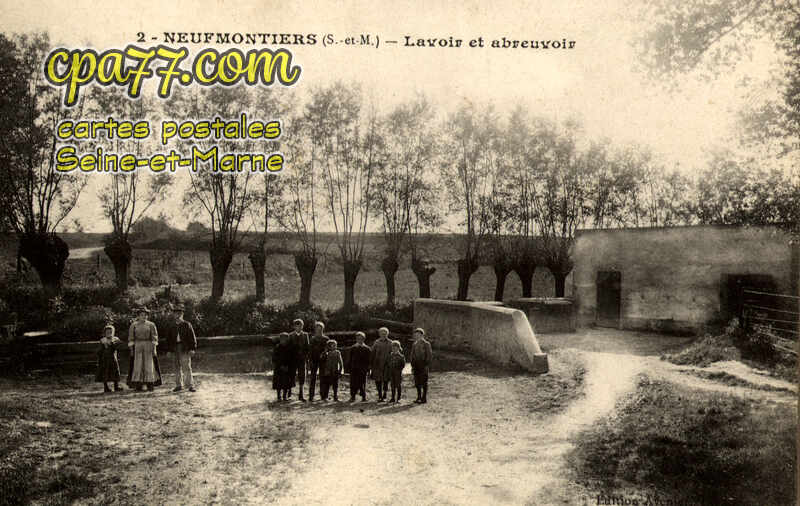 Chauconin Neufmontiers (Seine-et-Marne) - Lavoir et abreuvoir