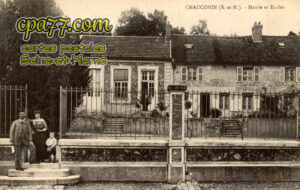 Chauconin Neufmontiers (Seine-et-Marne) - Mairie et écoles