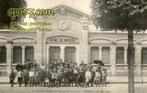 Noisiel (Seine-et-Marne) - La Pension Bernon du Raincy en excursion à Noisiel
