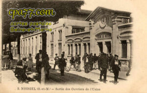Noisiel (Seine-et-Marne) - Sortie des Ouvriers de l&rsquo;Usine