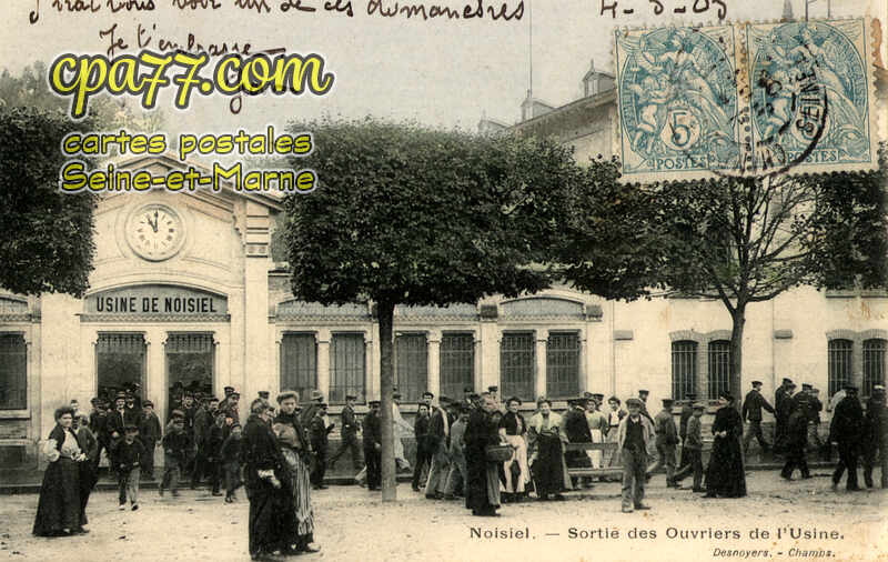 Noisiel (Seine-et-Marne) - Sortie des Ouvriers de l&rsquo;Usine