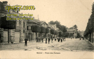 Noisiel (Seine-et-Marne) - Place des Pompes