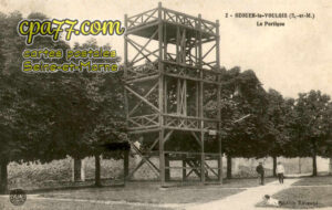 Ozouer Le Voulgis (Seine-et-Marne) - Le Portique