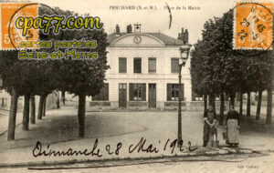 Penchard (Seine-et-Marne) - Place de la Mairie