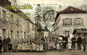 Le Pin (Seine-et-Marne) - Rue de la Mairie – Groupe scolaire