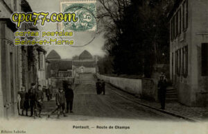 Pontault Combault (Seine-et-Marne) - Route de Champs