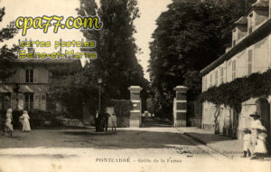 Pontcarré (Seine-et-Marne) - Grille de la Ferme