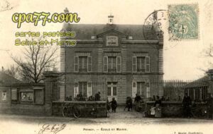 Pringy (Seine-et-Marne) - Ecole et Mairie