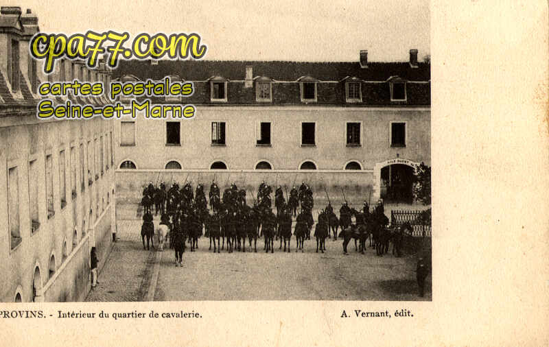 Provins (Seine-et-Marne) - Intérieur du quartier de cavalerie