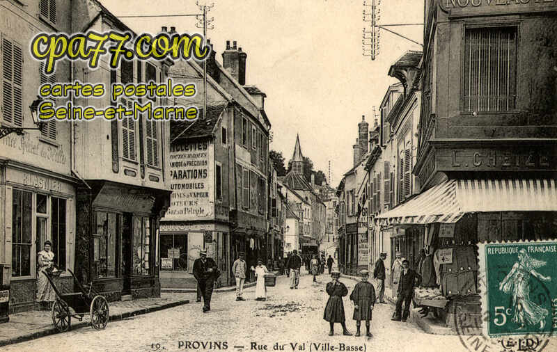 Provins (Seine-et-Marne) - Rue du Val (Ville Basse)