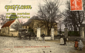 Puisieux (Seine-et-Marne) - Entrée du Château de la Bataille