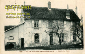 Puisieux (Seine-et-Marne) - Vaux-sous-Coulombs – La Mairie Ecole