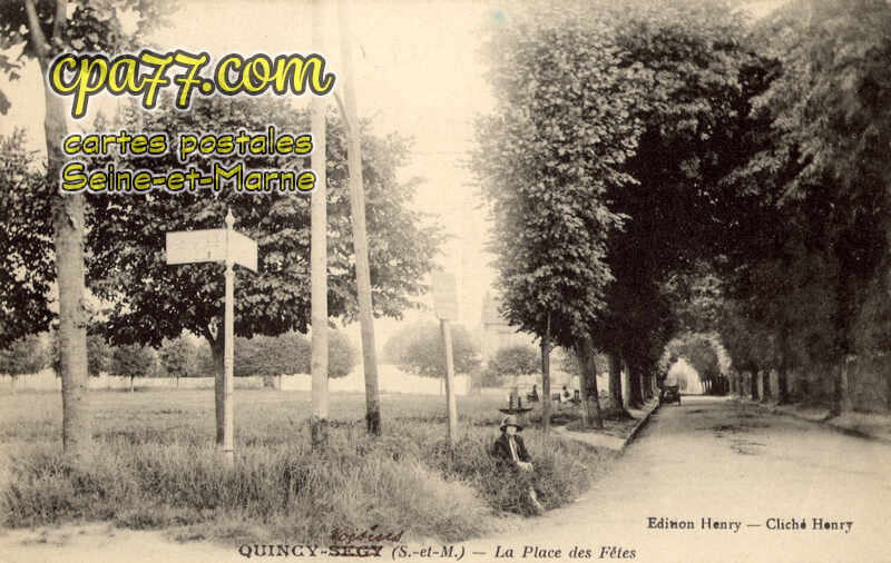 Quincy Voisins (Seine-et-Marne) - La Place des Fêtes