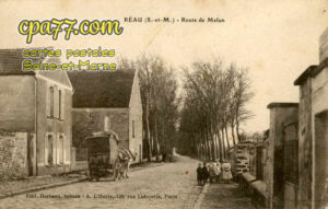 Réau (Seine-et-Marne) - Route de Melun