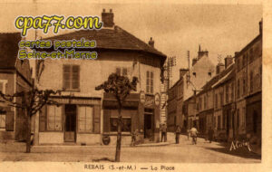 Rebais (Seine-et-Marne) - La Place