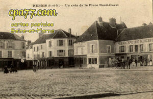 Rebais (Seine-et-Marne) - Un coin de la Place Nord-Ouest