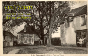 Recloses (Seine-et-Marne) - Place aux Ormes