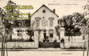 Remauville (Seine-et-Marne) - La Mairie et l&rsquo;Ecole