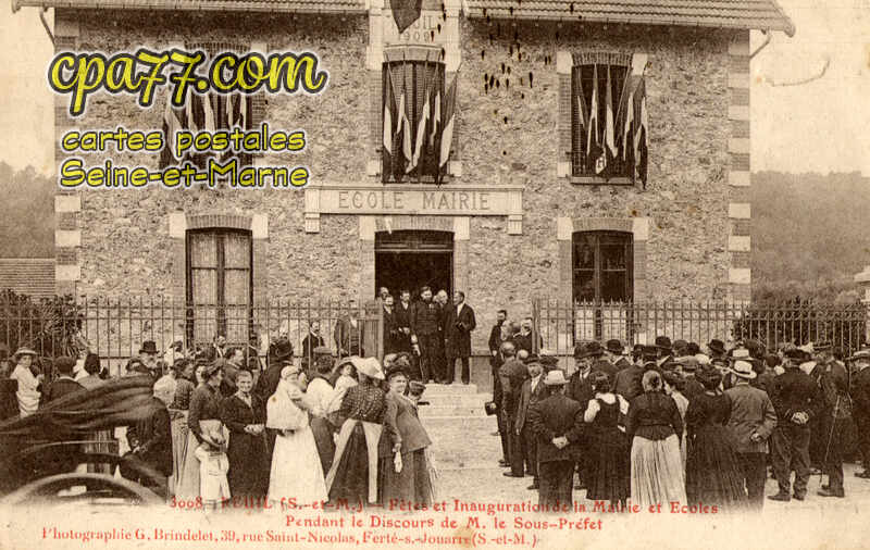 Reuil En Brie (Seine-et-Marne) - Fête et Inauguration de la Mairie et Ecole – Pendant le Discours de M. le Sous-Préfet