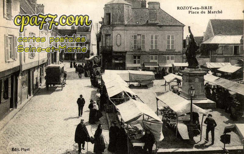 Rozay En Brie (Seine-et-Marne) - Place du Marché