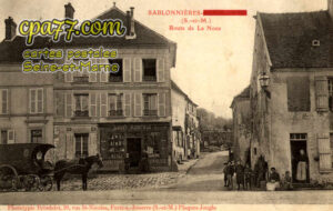 Sablonnières (Seine-et-Marne) - Route de la Noue