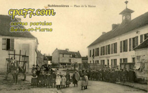 Sablonnières (Seine-et-Marne) - Place de la Mairie