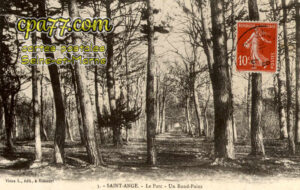 St Ange Le Viel (Seine-et-Marne) - Saint Ange – Le Parc – Un Rond-Point