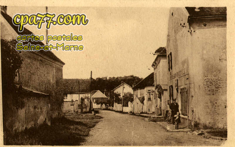St Cyr Sur Morin (Seine-et-Marne) - BIERCY par Saint-Cyr-sur-Morin – La Place