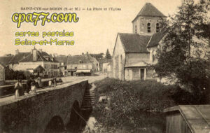 St Cyr Sur Morin (Seine-et-Marne) - La Place et l&rsquo;Eglise