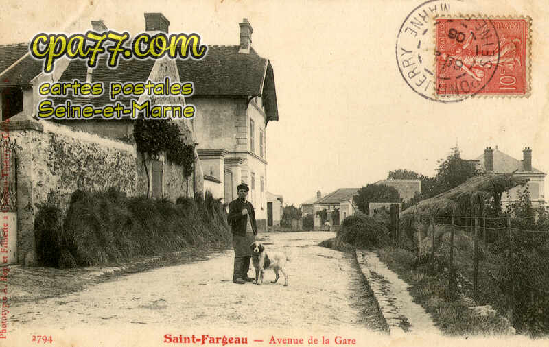 St Fargeau Ponthierry (Seine-et-Marne) - Avenue de la Gare