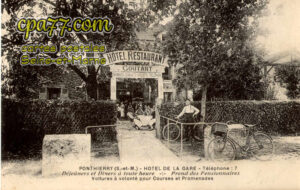 St Fargeau Ponthierry (Seine-et-Marne) - Hôtel de la Gare – Téléphone : 7 – Déjeûners et Dîners à toute heure – Prend des Pensionnaires – Voitures à volonté pour Courses et Promenades