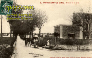 St Fargeau Ponthierry (Seine-et-Marne) - Avenue de la Gare