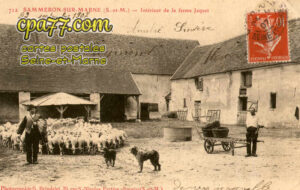 Sammeron (Seine-et-Marne) - Intérieur de la Ferme Jaquet