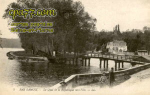 Samois Sur Seine (Seine-et-Marne) - Le Quai de la République vers l&rsquo;Ile