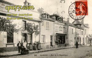 Samois Sur Seine (Seine-et-Marne) - Rue de la République