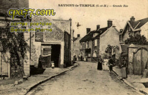 Savigny Le Temple (Seine-et-Marne) - Grande Rue
